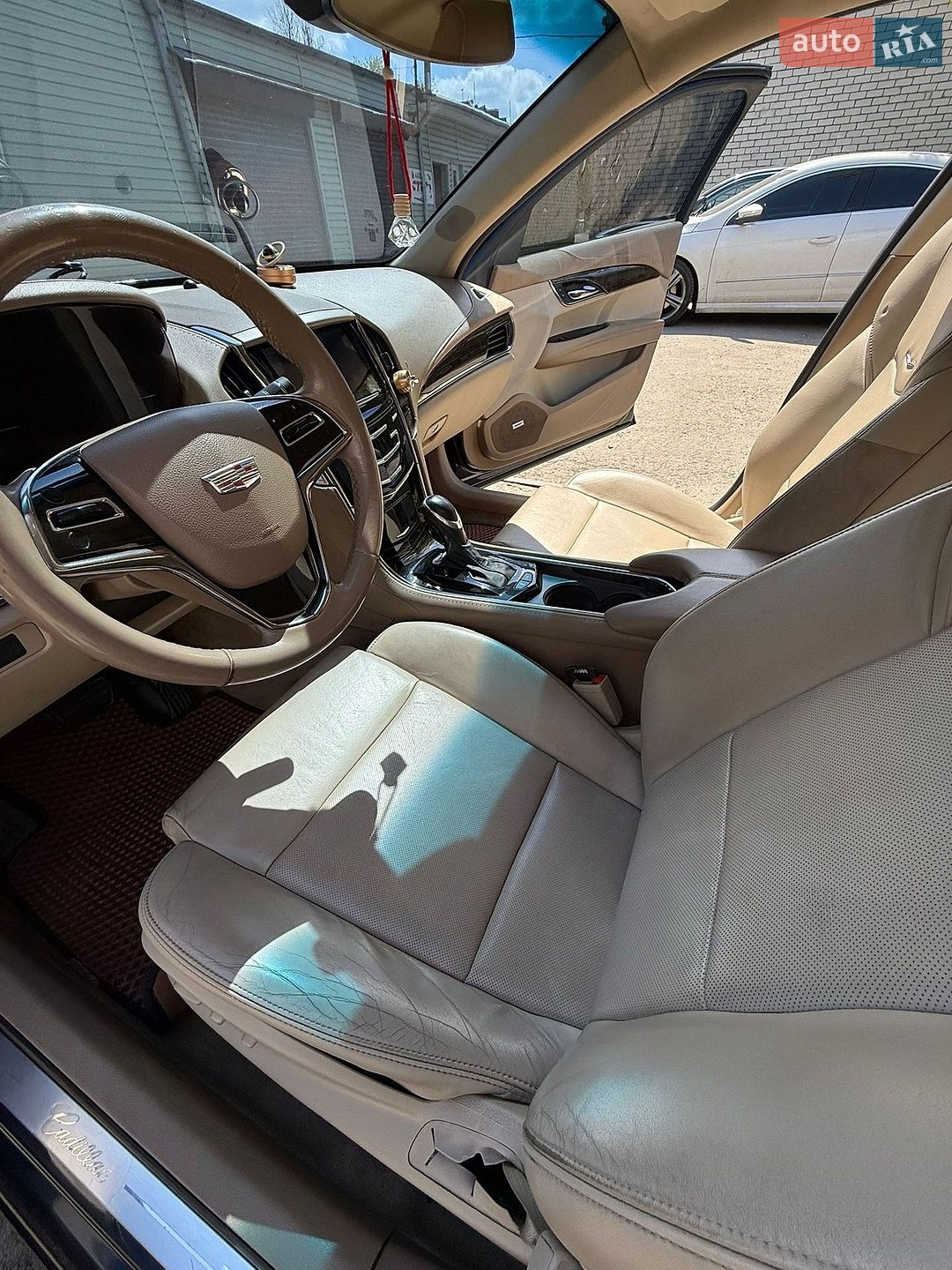 Cadillac ATS 2015 VIN 1G6AB5RX8F0129451 фото оголошення 10 з 31
