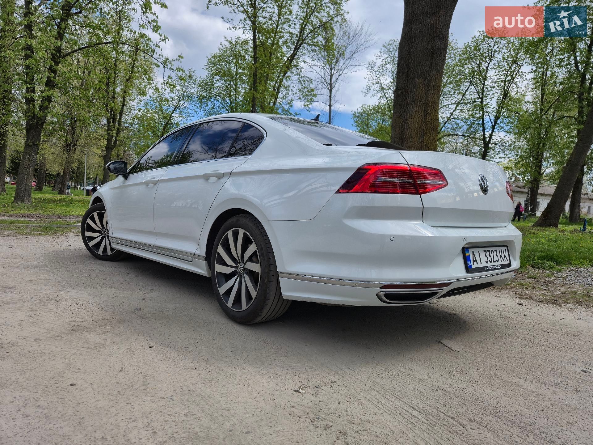 Volkswagen Passat 2016 VIN WVWZZZ3CZGE239996 фото оголошення 7 з 21