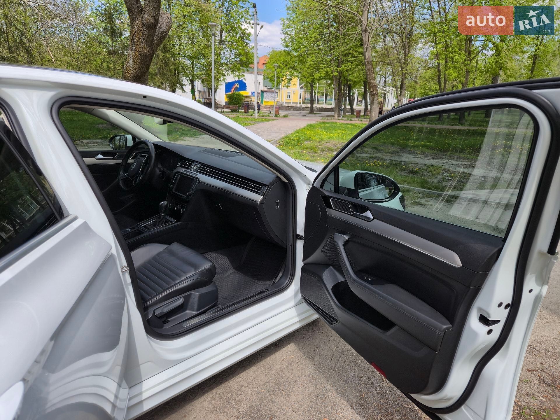 Volkswagen Passat 2016 VIN WVWZZZ3CZGE239996 фото оголошення 14 з 21