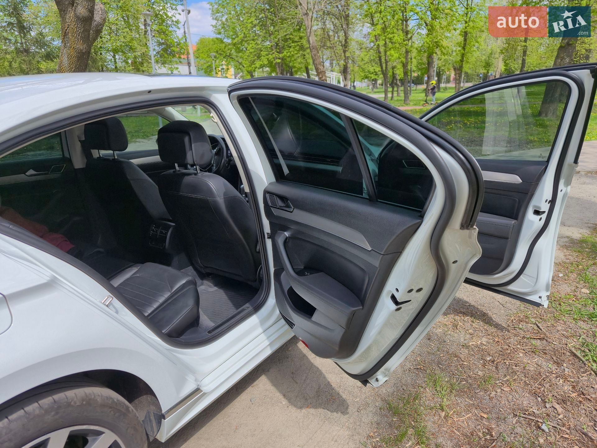 Volkswagen Passat 2016 VIN WVWZZZ3CZGE239996 фото оголошення 15 з 21