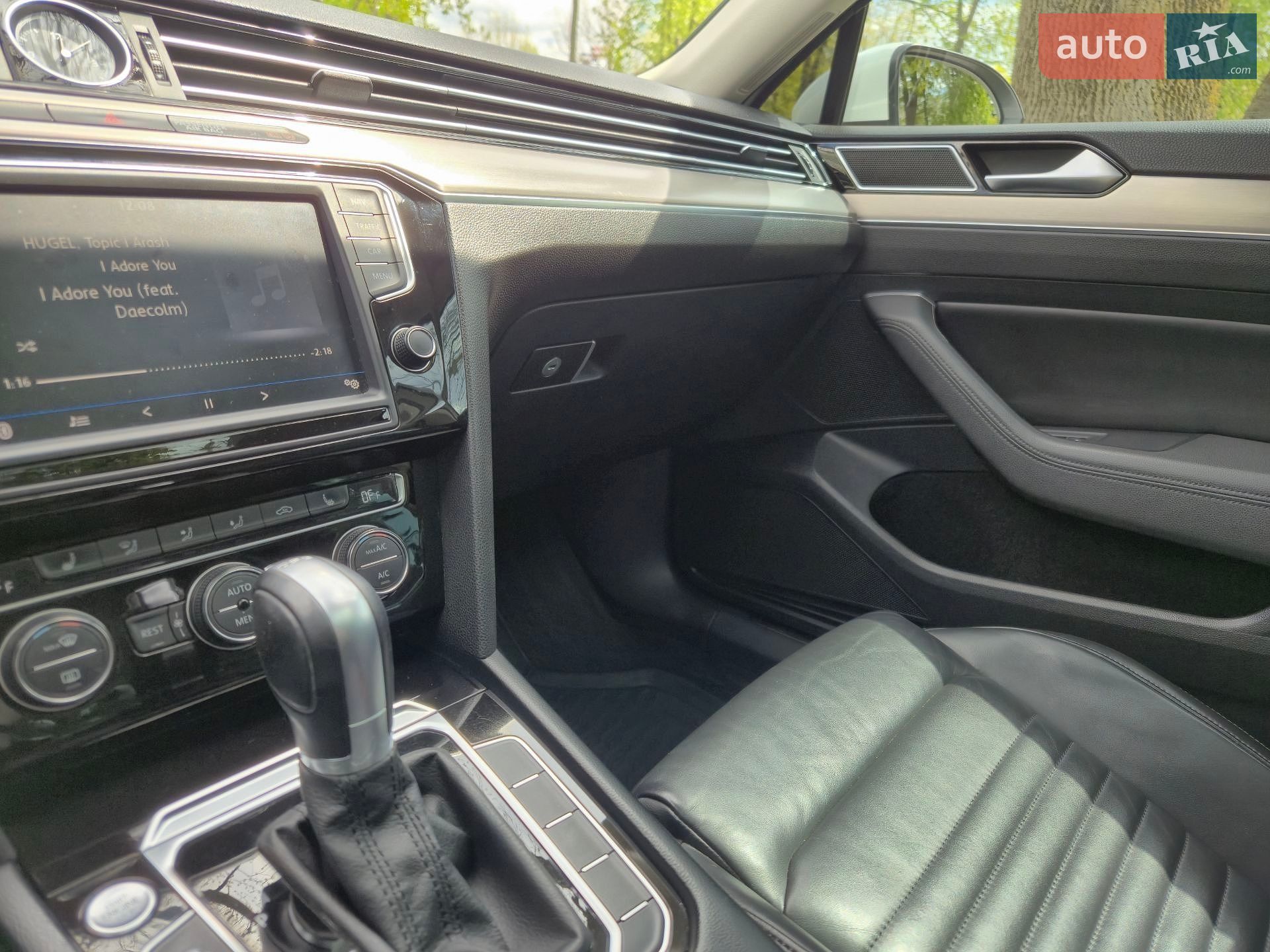 Volkswagen Passat 2016 VIN WVWZZZ3CZGE239996 фото оголошення 16 з 21