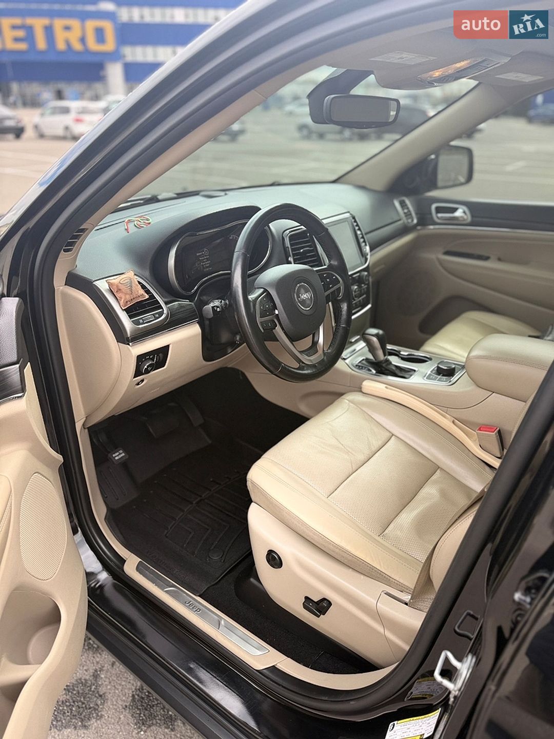 Jeep Grand Cherokee 2021 VIN 1C4RJFBG5MC665482 фото оголошення 13 з 47