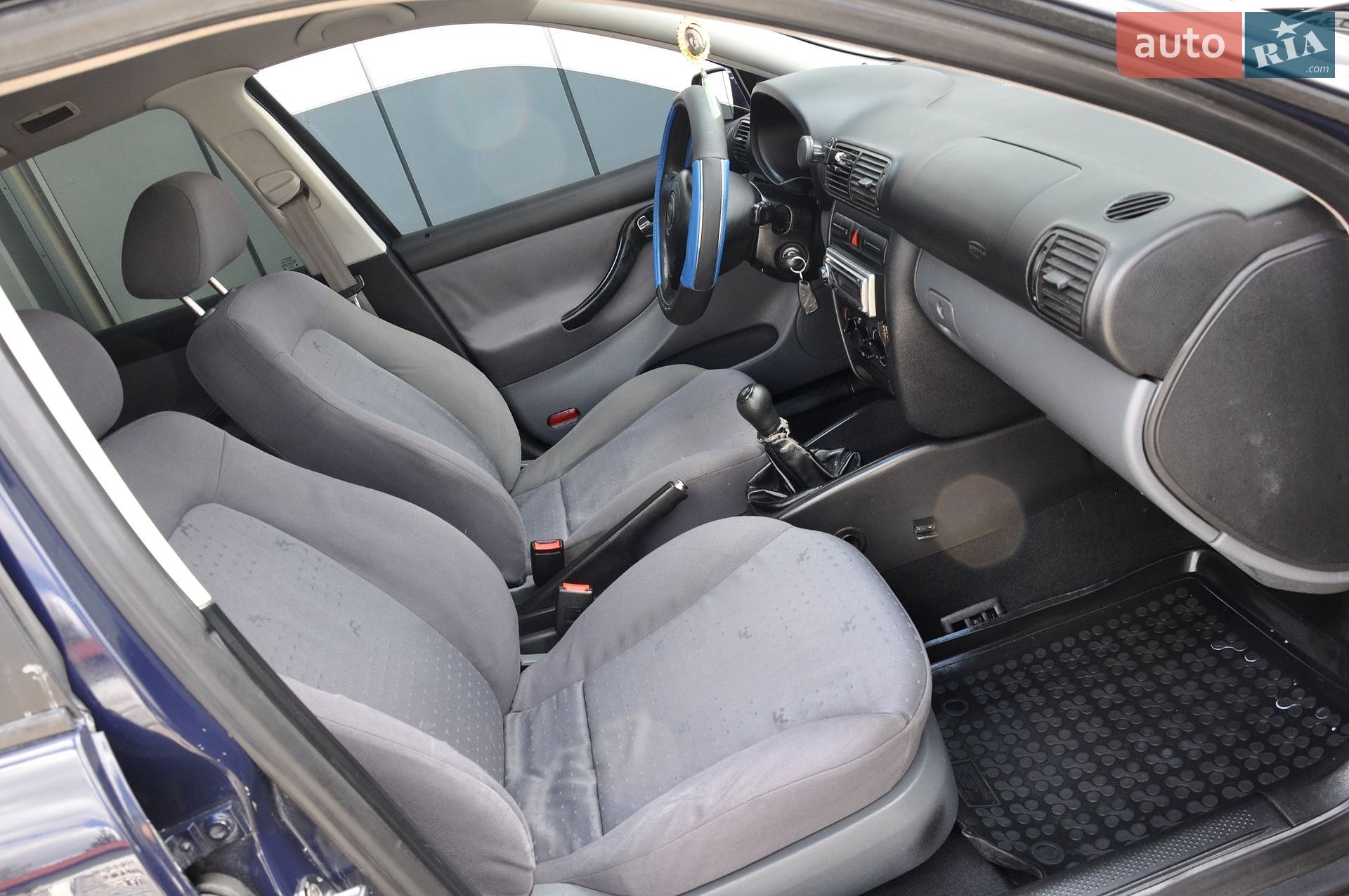 SEAT Toledo 2001 VIN VSSZZZ1MZ1B061949 фото оголошення 28 з 39