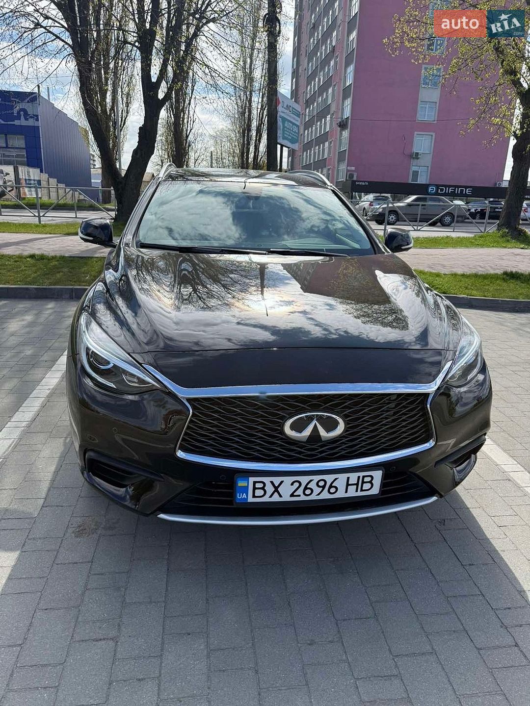 Infiniti QX30 2018 VIN SJKCH5CP3KA009894 фото оголошення 8 з 26