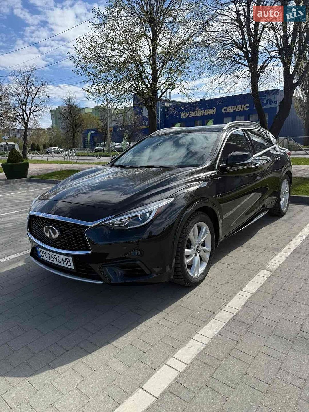 Infiniti QX30 2018 VIN SJKCH5CP3KA009894 фото оголошення 16 з 26