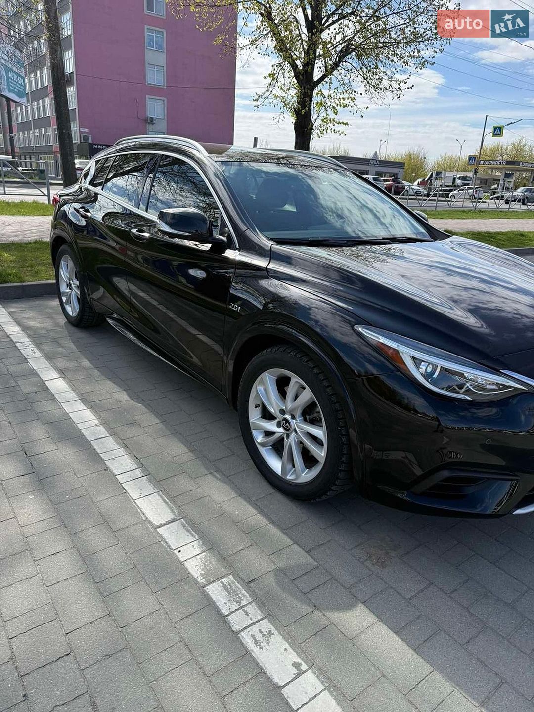 Infiniti QX30 2018 VIN SJKCH5CP3KA009894 фото оголошення 23 з 26
