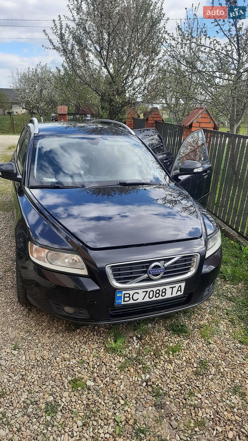 Volvo V50 2011 VIN YV1MW84F1B2634285 фото оголошення 3 з 17