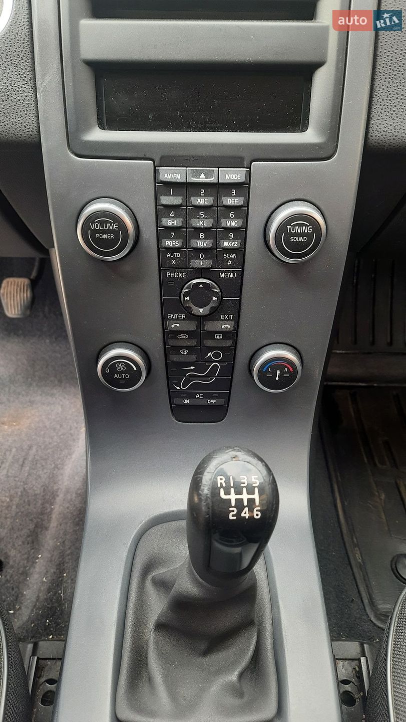 Volvo V50 2011 VIN YV1MW84F1B2634285 фото оголошення 7 з 17