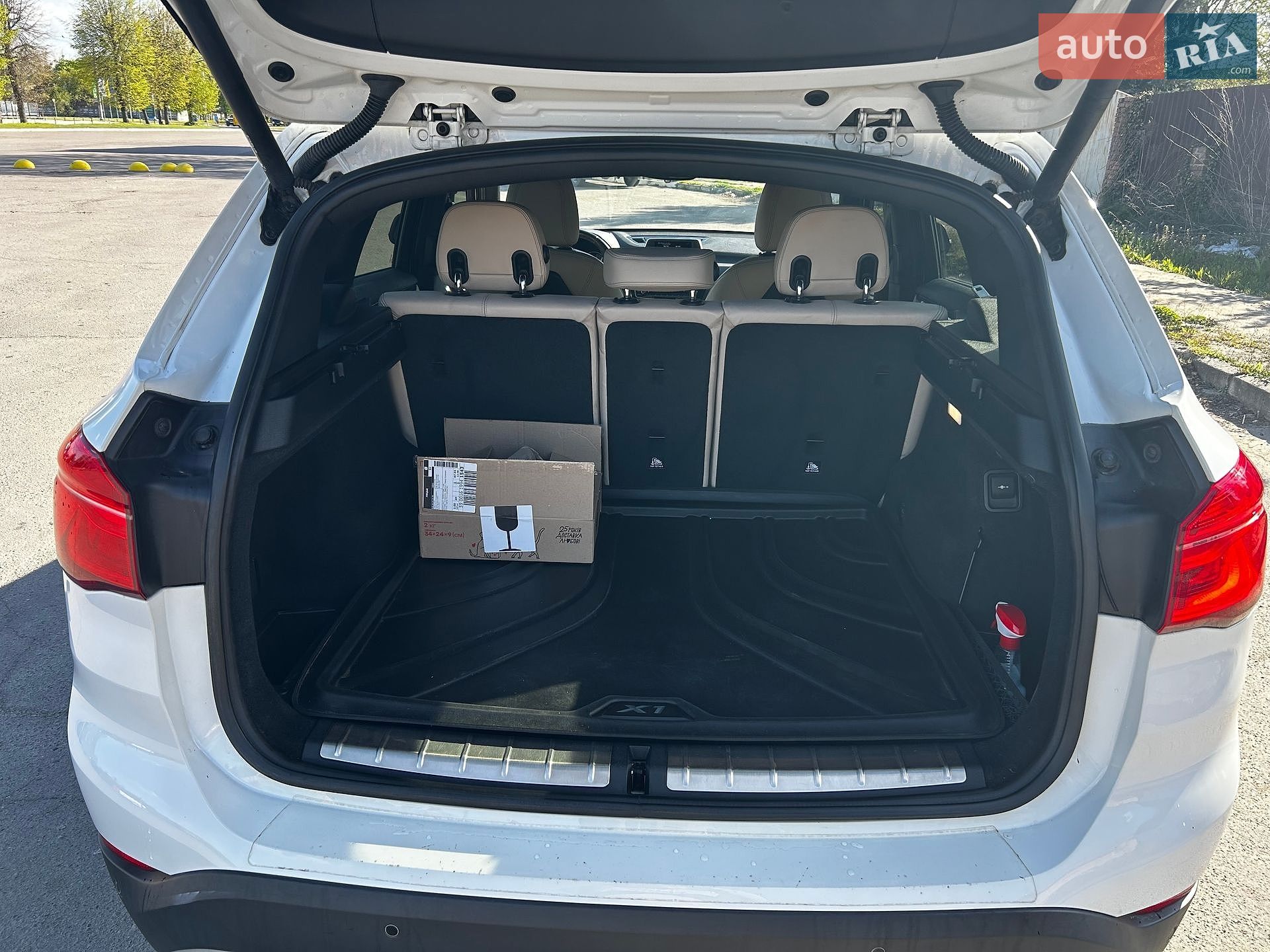 BMW X1 2016 VIN WBXHT3Z38G4A50842 фото оголошення 11 з 35
