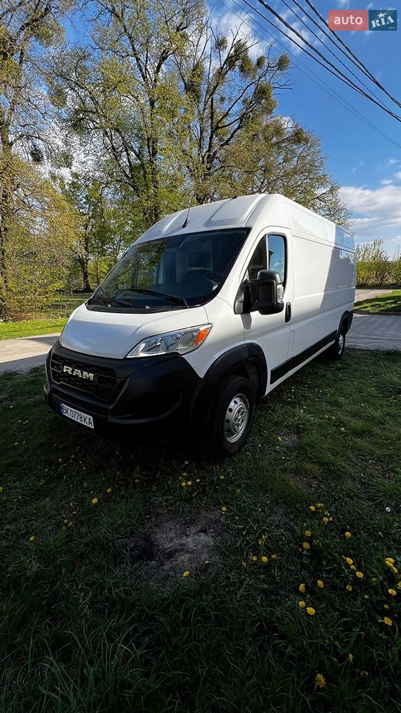 Ram Promaster 2023 VIN 3C6LRVDG0PE585324 фото оголошення 3 з 25