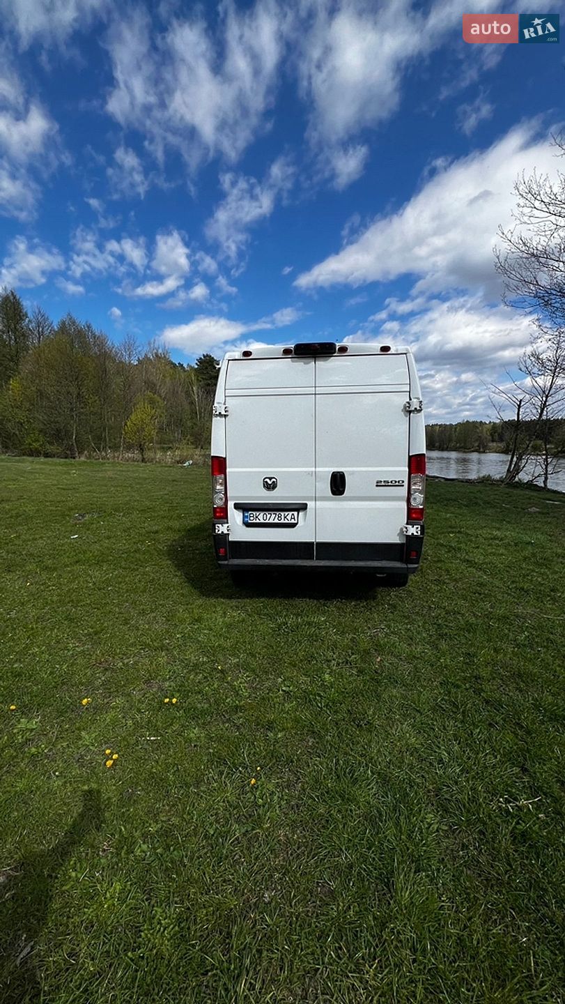 Ram Promaster 2023 VIN 3C6LRVDG0PE585324 фото оголошення 10 з 25