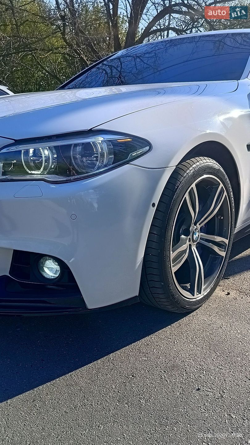 BMW 5 Series 2016 VIN WBAFV3C55GD687805 фото оголошення 24 з 75