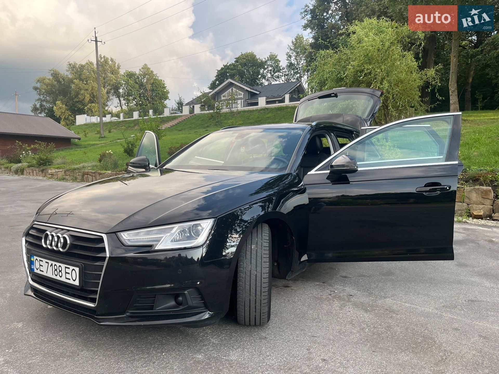 Audi A4 2017 VIN WAUZZZF41JA010654 фото оголошення 9 з 12