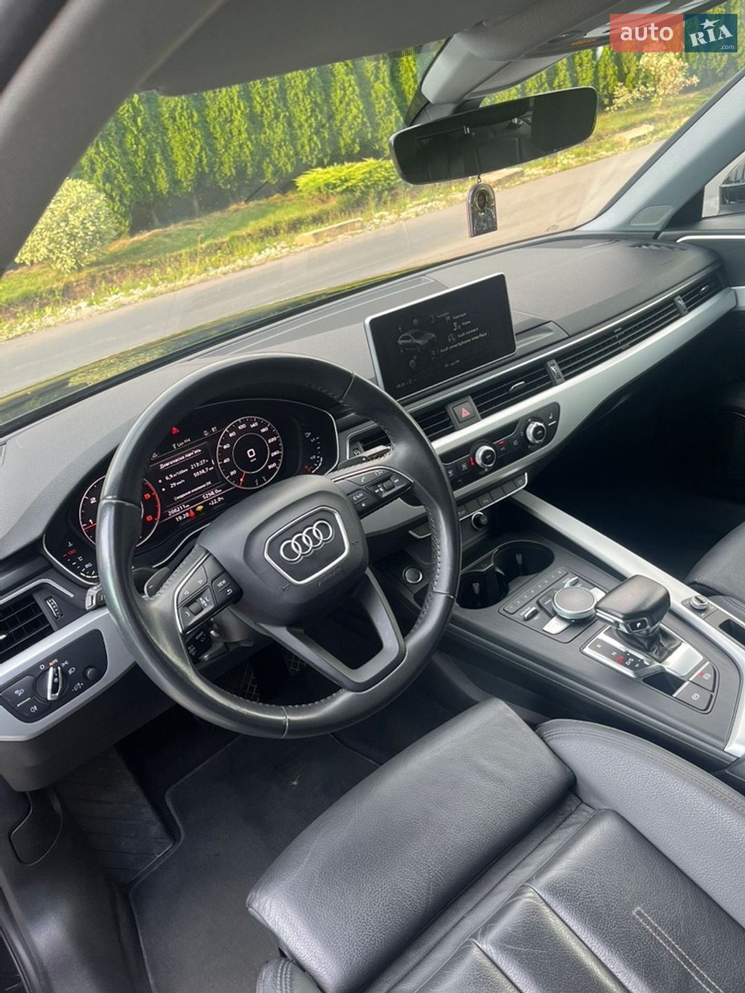 Audi A4 2017 VIN WAUZZZF41JA010654 фото оголошення 12 з 12
