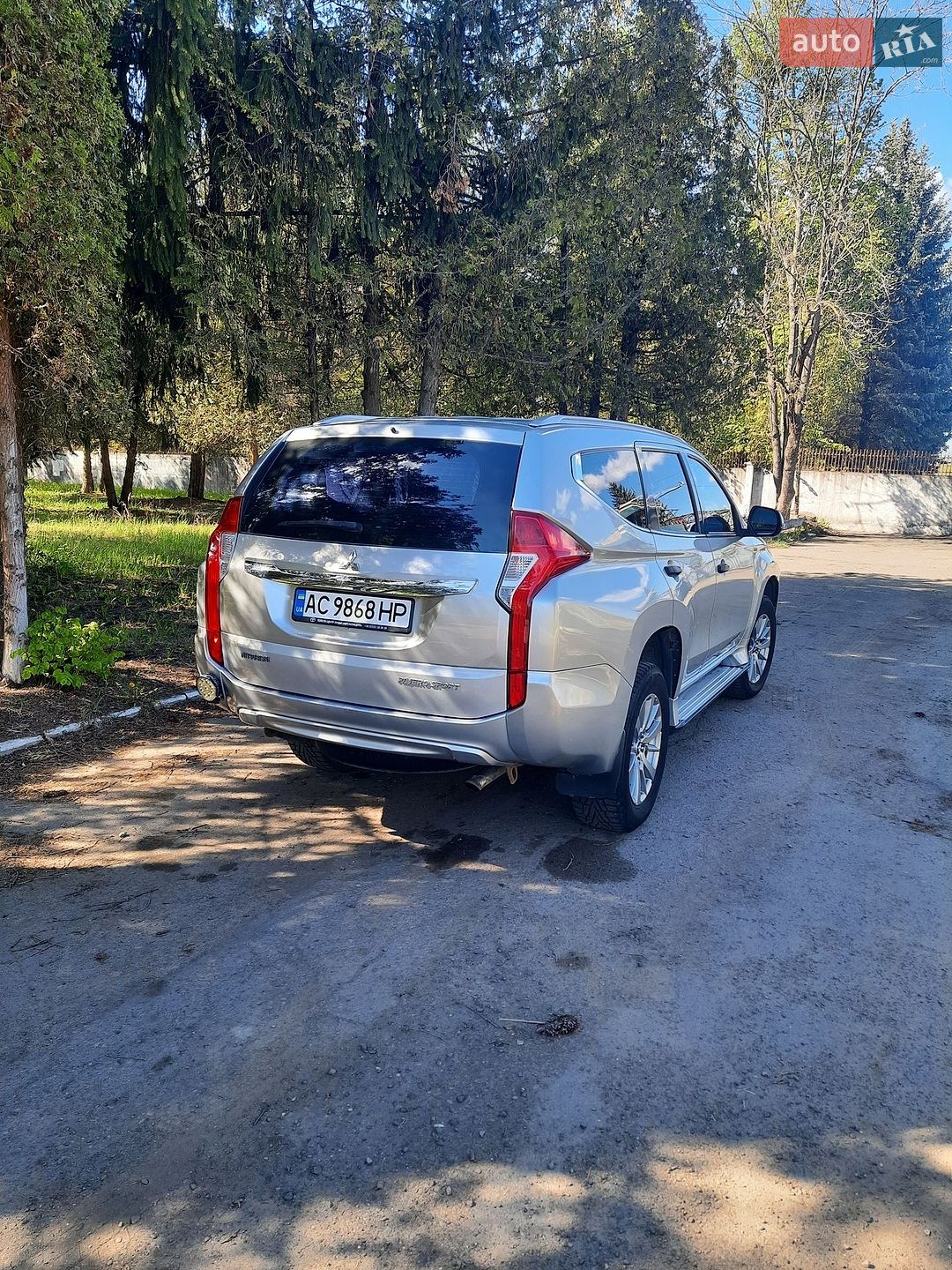 Mitsubishi Pajero Sport 2016 VIN MMCGJKS10GHZ00213 фото оголошення 5 з 15