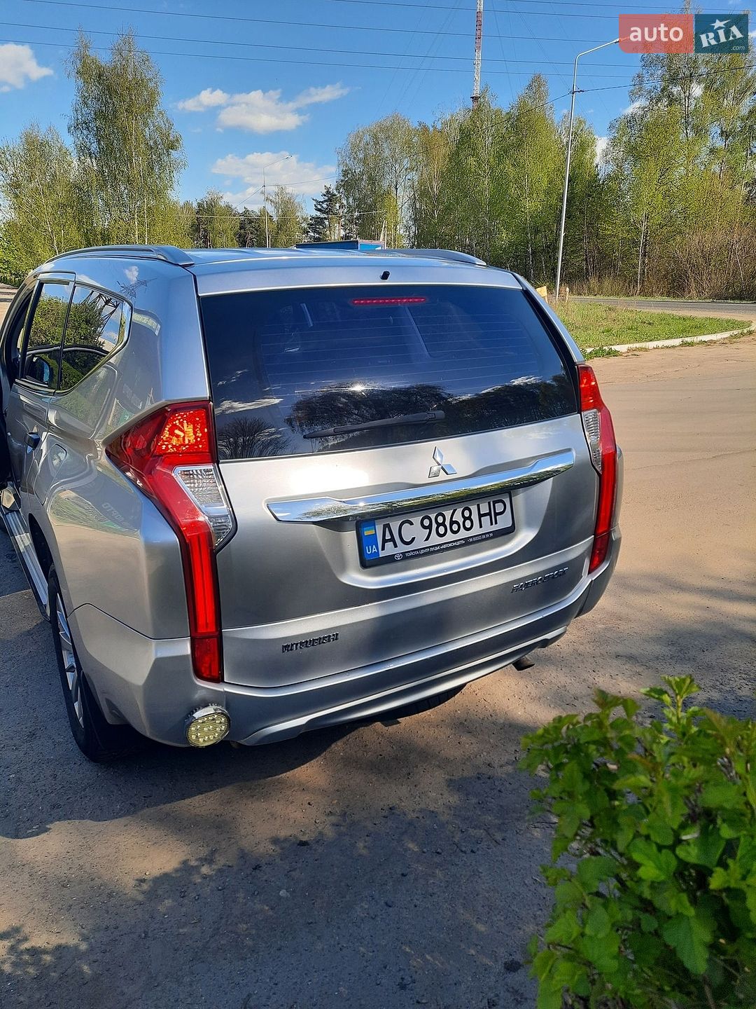 Mitsubishi Pajero Sport 2016 VIN MMCGJKS10GHZ00213 фото оголошення 12 з 15