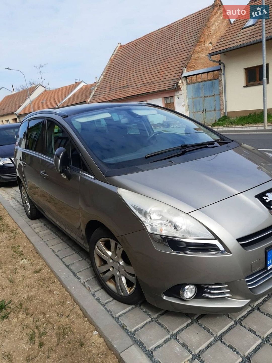 Peugeot 5008 2011 VIN VF30ARHE8BS210364 фото оголошення 7 з 17
