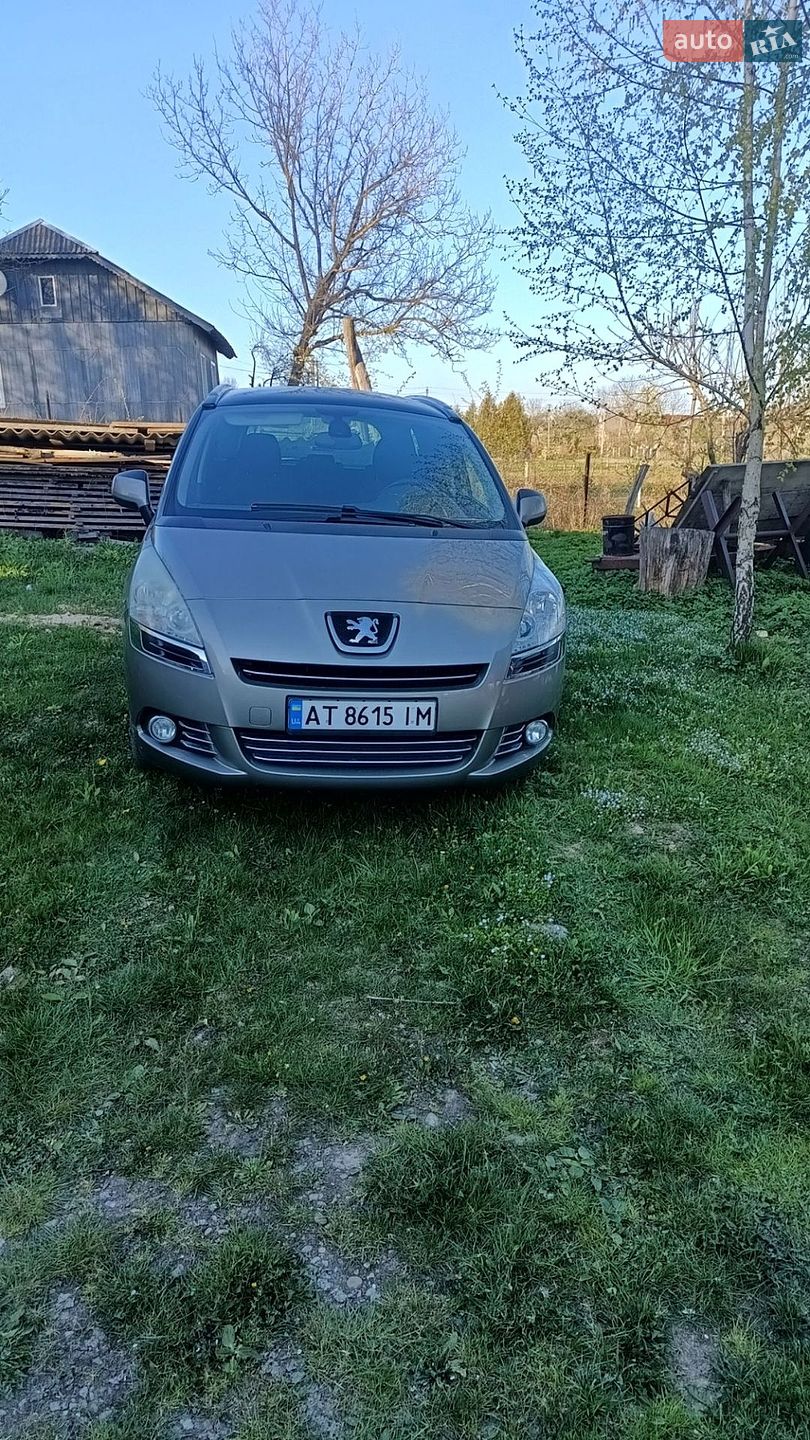 Peugeot 5008 2011 VIN VF30ARHE8BS210364 фото оголошення 2 з 17