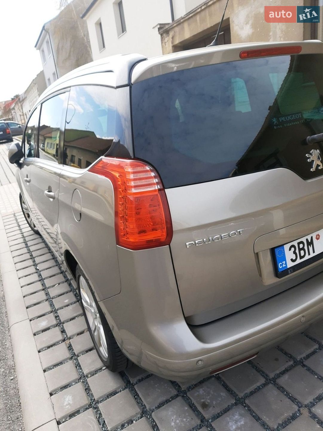 Peugeot 5008 2011 VIN VF30ARHE8BS210364 фото оголошення 6 з 17