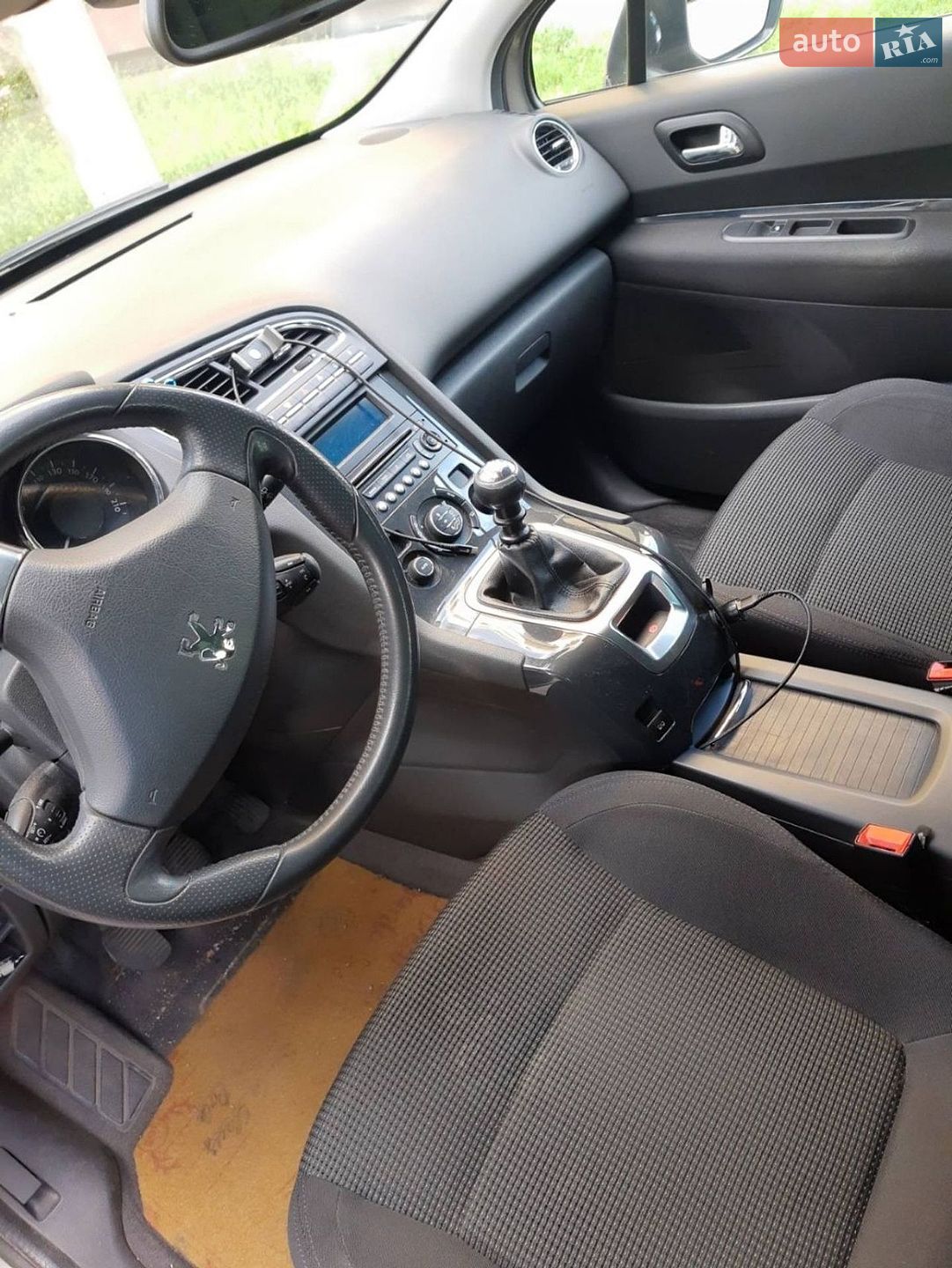 Peugeot 5008 2011 VIN VF30ARHE8BS210364 фото оголошення 15 з 17