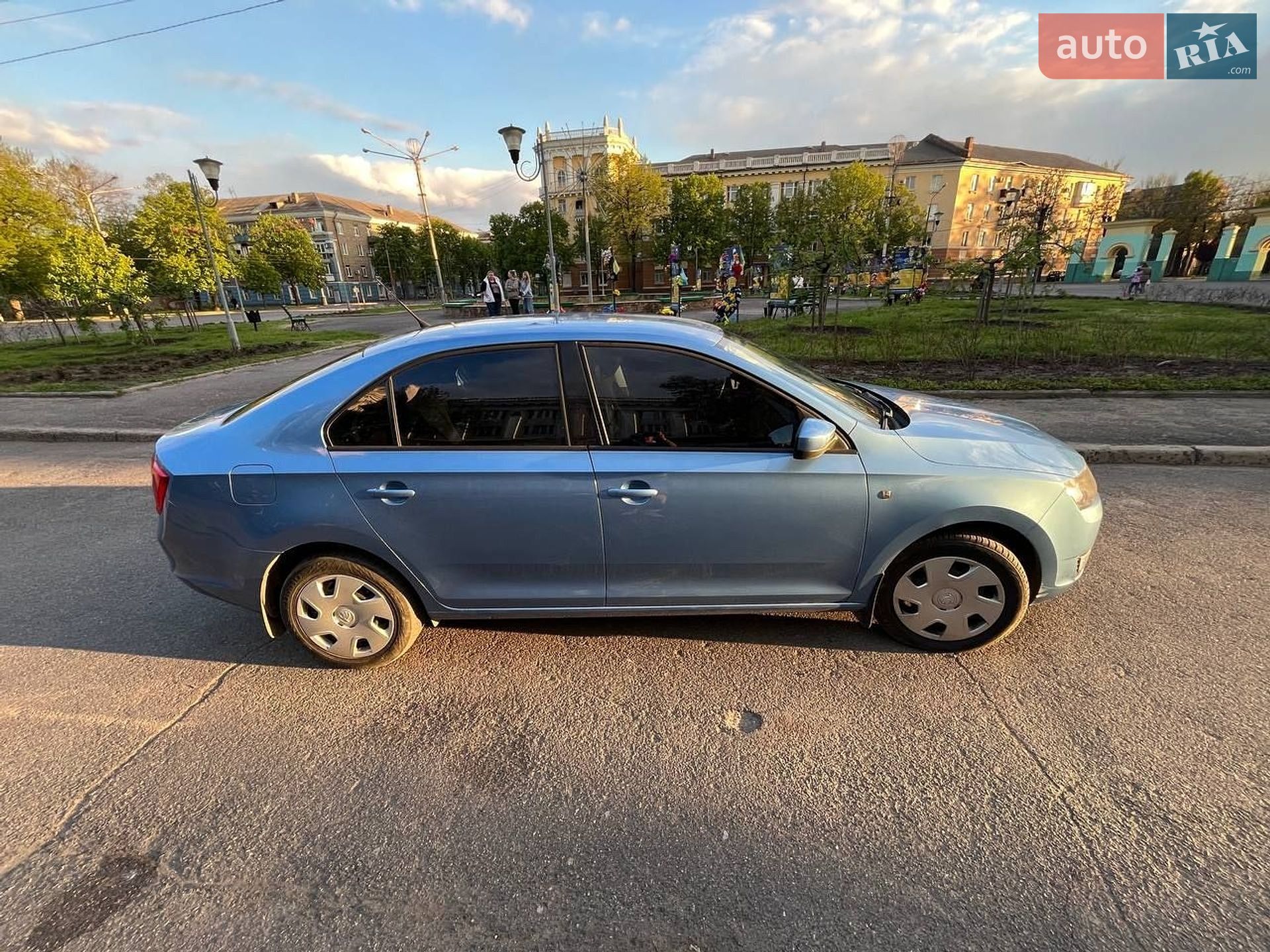 Skoda Rapid 2013 VIN TMBAN2NHXDB101878 фото оголошення 2 з 15