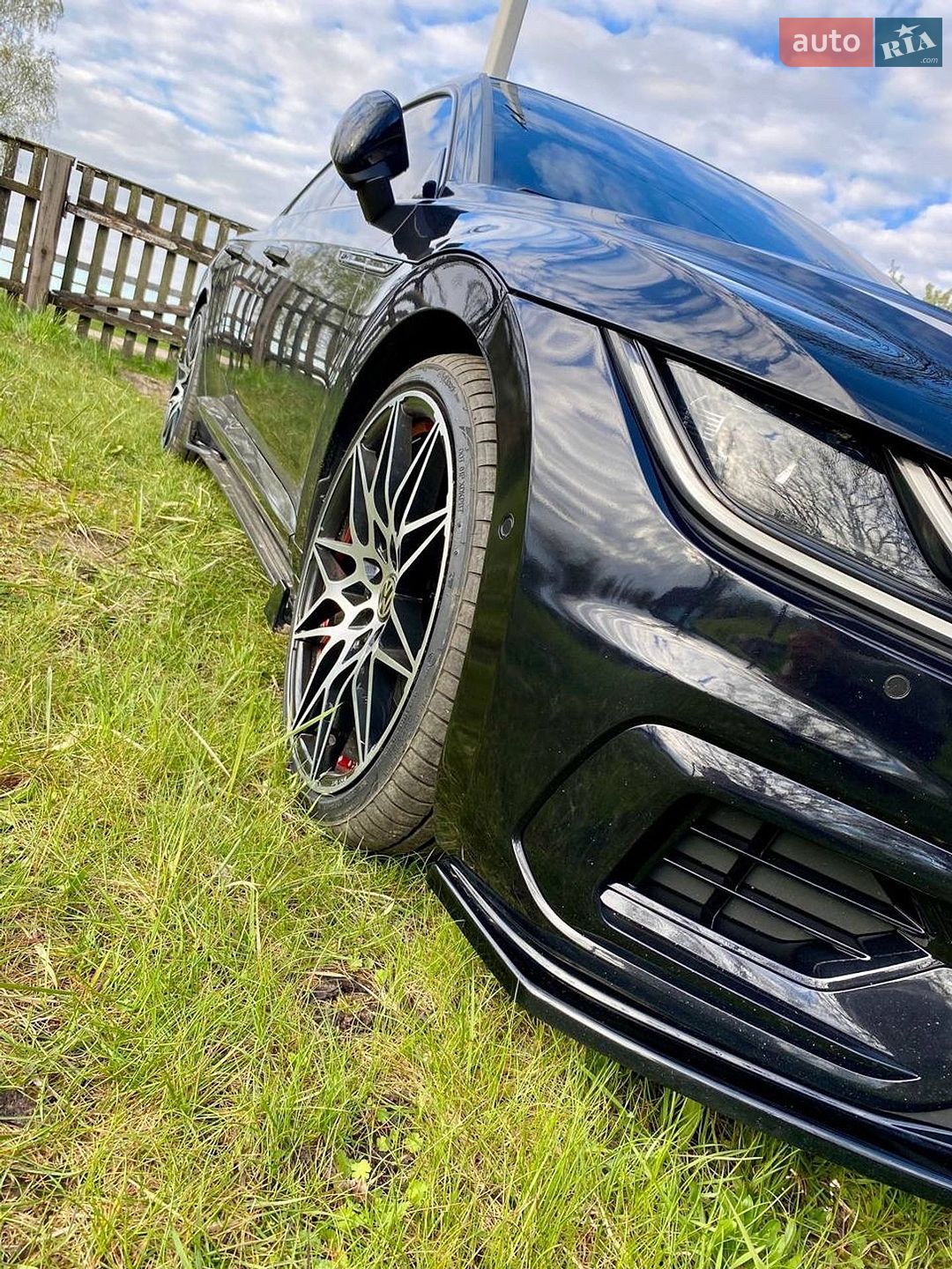 Volkswagen Arteon 2018 VIN WVWZZZ3HZJE532395 фото оголошення 12 з 30