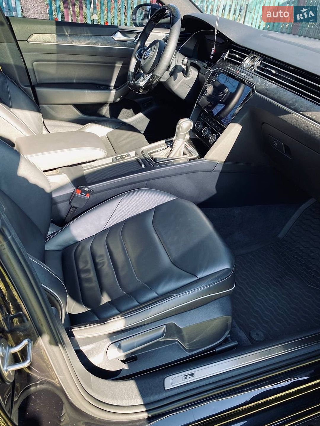 Volkswagen Arteon 2018 VIN WVWZZZ3HZJE532395 фото оголошення 24 з 30