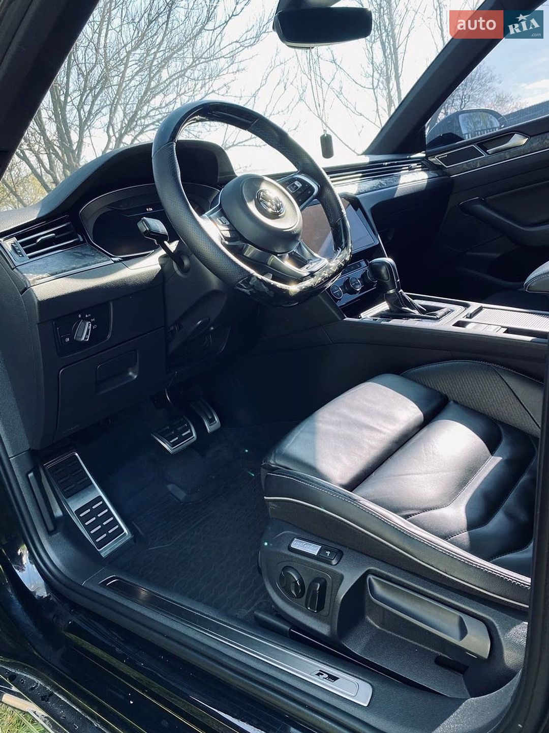 Volkswagen Arteon 2018 VIN WVWZZZ3HZJE532395 фото оголошення 27 з 30