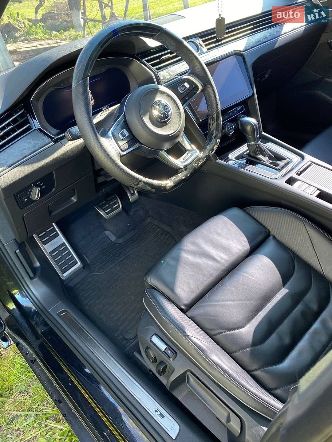 Volkswagen Arteon 2018 VIN WVWZZZ3HZJE532395 фото оголошення 28 з 30