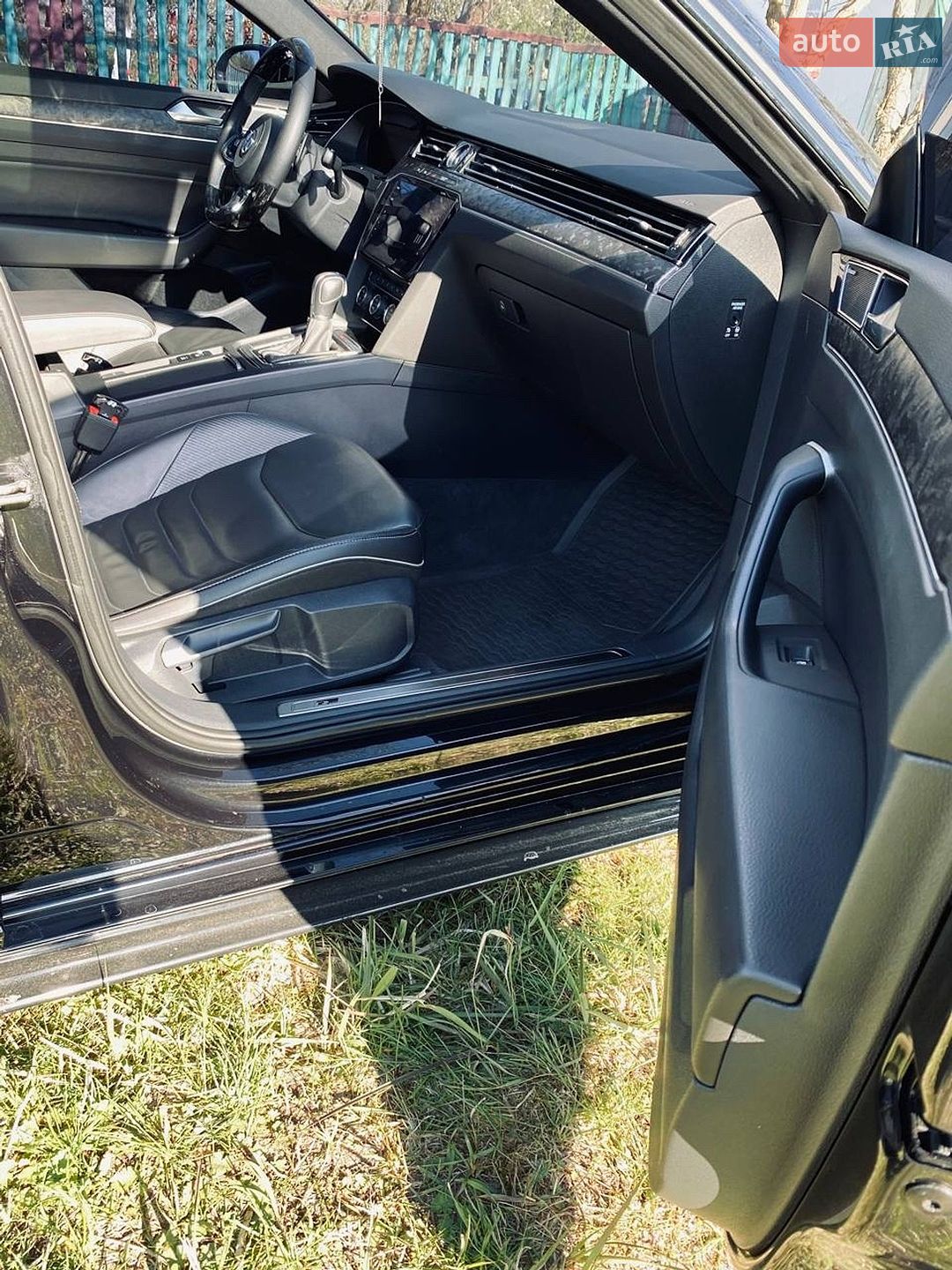 Volkswagen Arteon 2018 VIN WVWZZZ3HZJE532395 фото оголошення 26 з 30