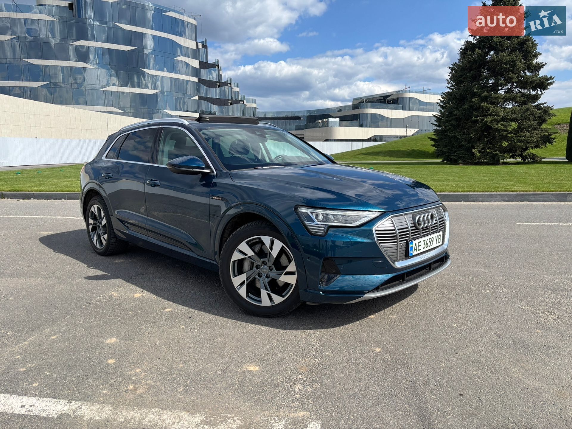 Audi e-tron 2019 VIN WAUZZZGE5LB016512 фото оголошення 79 з 130