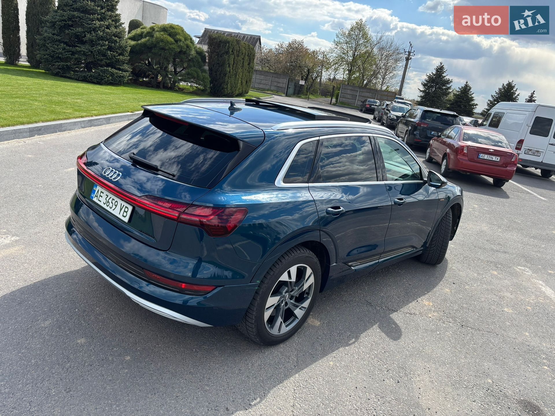 Audi e-tron 2019 VIN WAUZZZGE5LB016512 фото оголошення 78 з 130