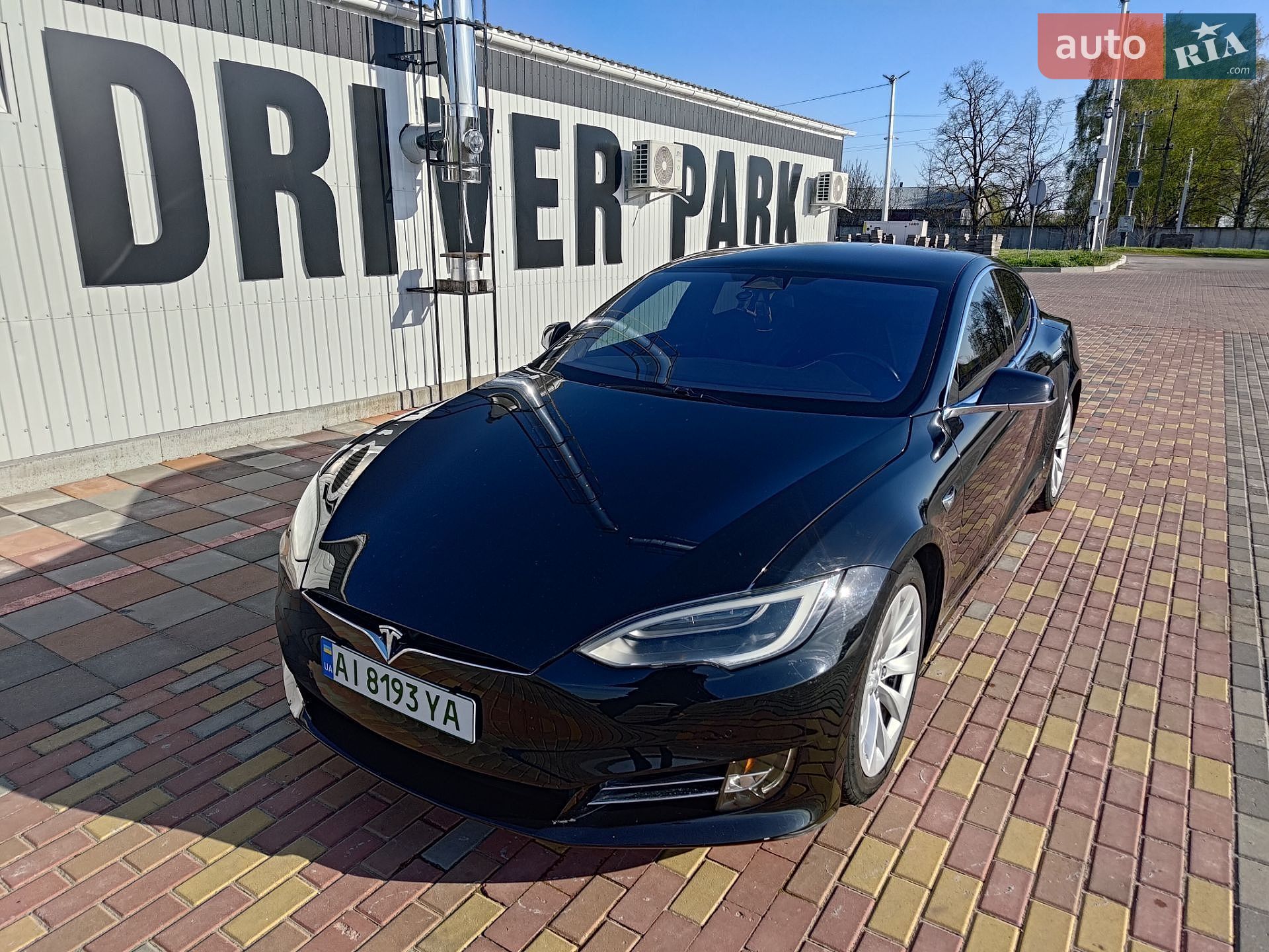 Tesla Model S 2017 VIN 5YJSA1E17HF232749 фото оголошення 12 з 20