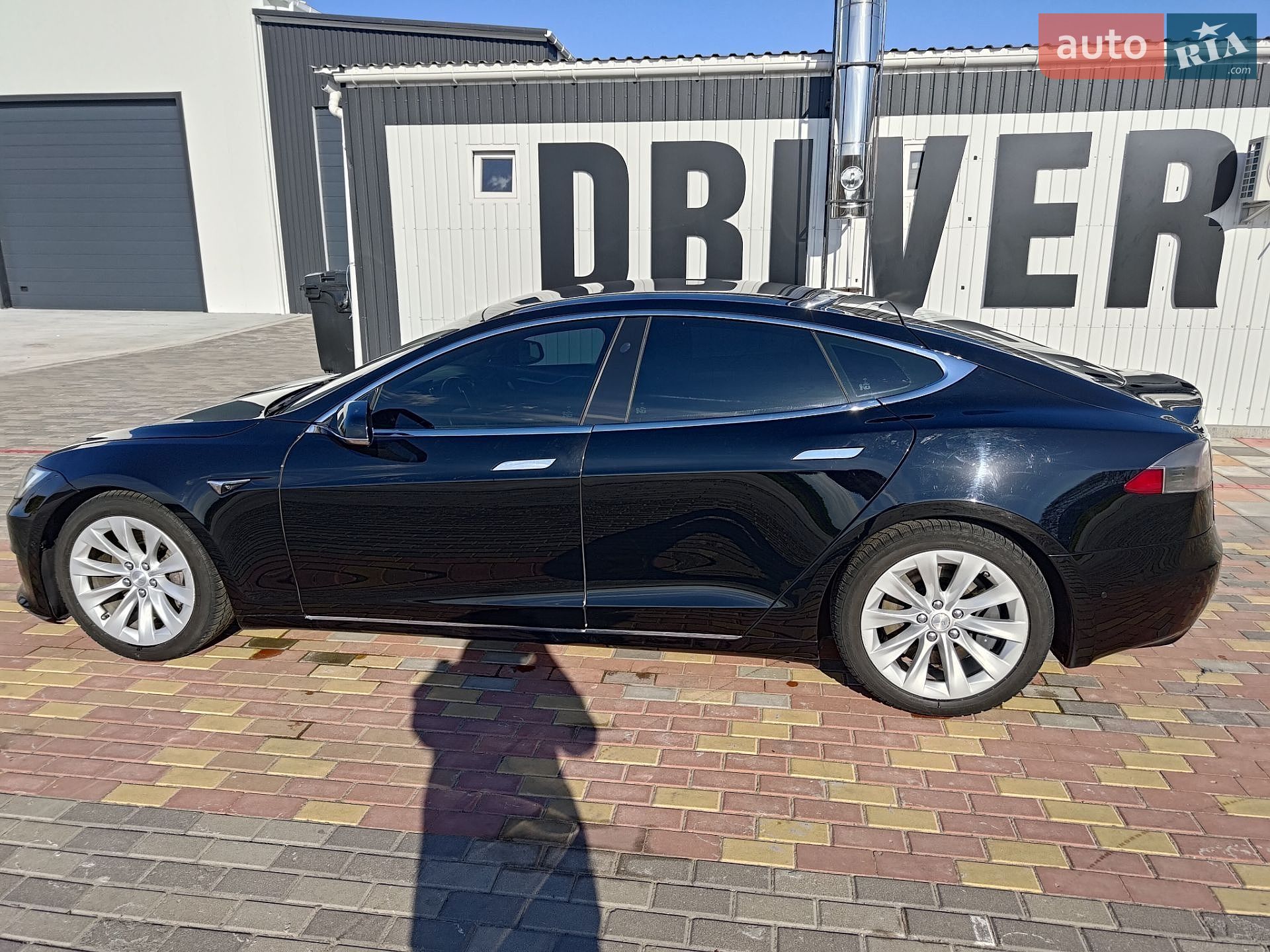 Tesla Model S 2017 VIN 5YJSA1E17HF232749 фото оголошення 14 з 20