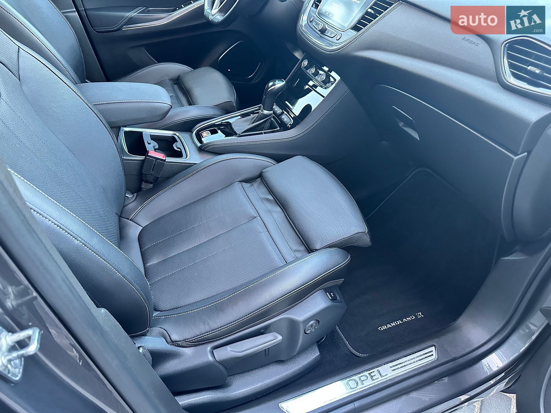 Opel Grandland X 2020 VIN W0VZJEHZ8LS252307 фото оголошення 38 з 88