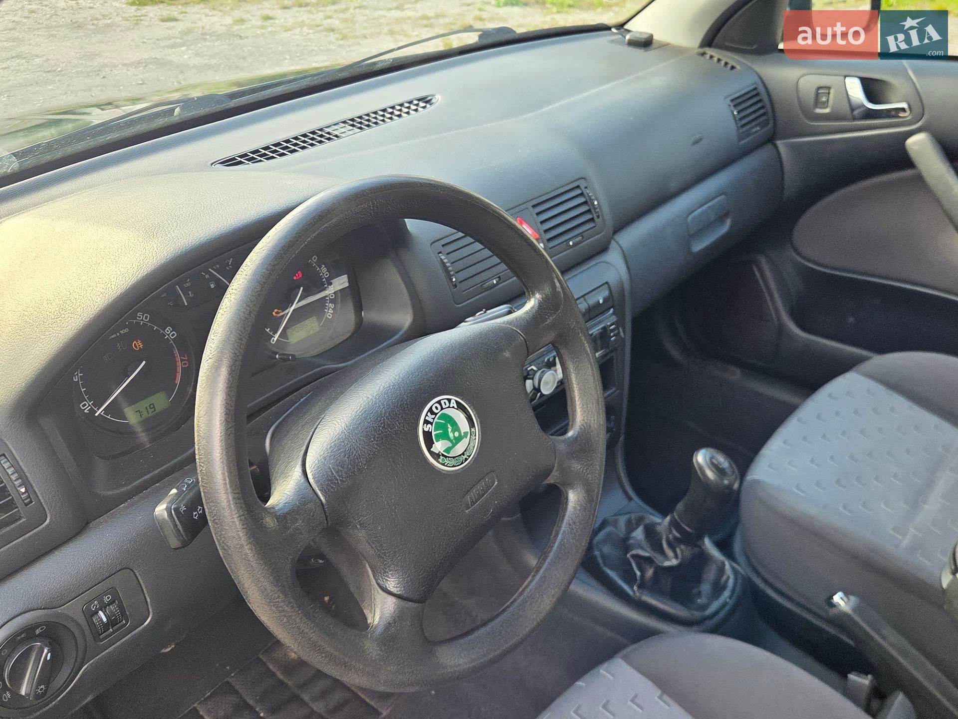 Skoda Octavia 2002 VIN TMBCX21U712504346 фото оголошення 2 з 57