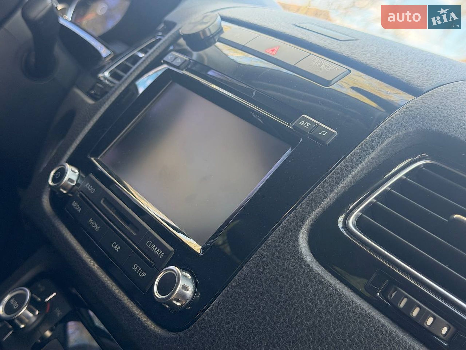 Volkswagen Touareg 2013 VIN WVGZZZ7PZDD030785 фото оголошення 23 з 26