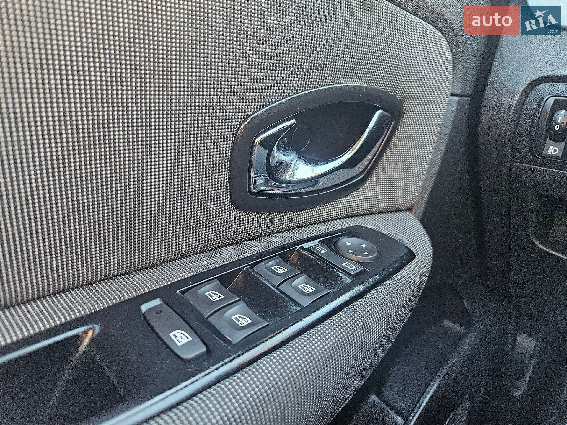 Renault Grand Scenic 2012 VIN VF1JZ1WB646509851 фото оголошення 17 з 39