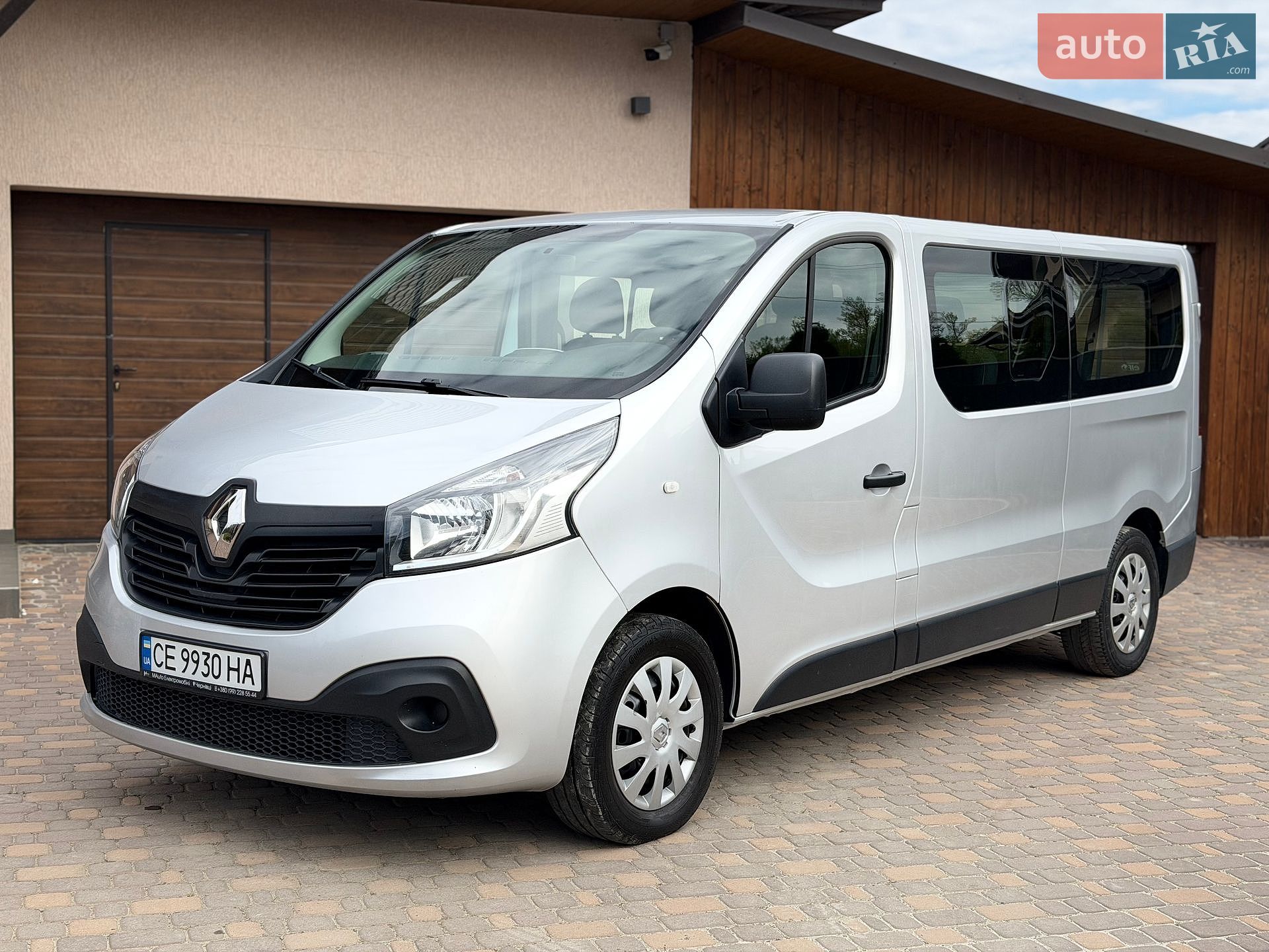 Renault Trafic 2017 VIN VF1JL000657032220 фото оголошення 2 з 47