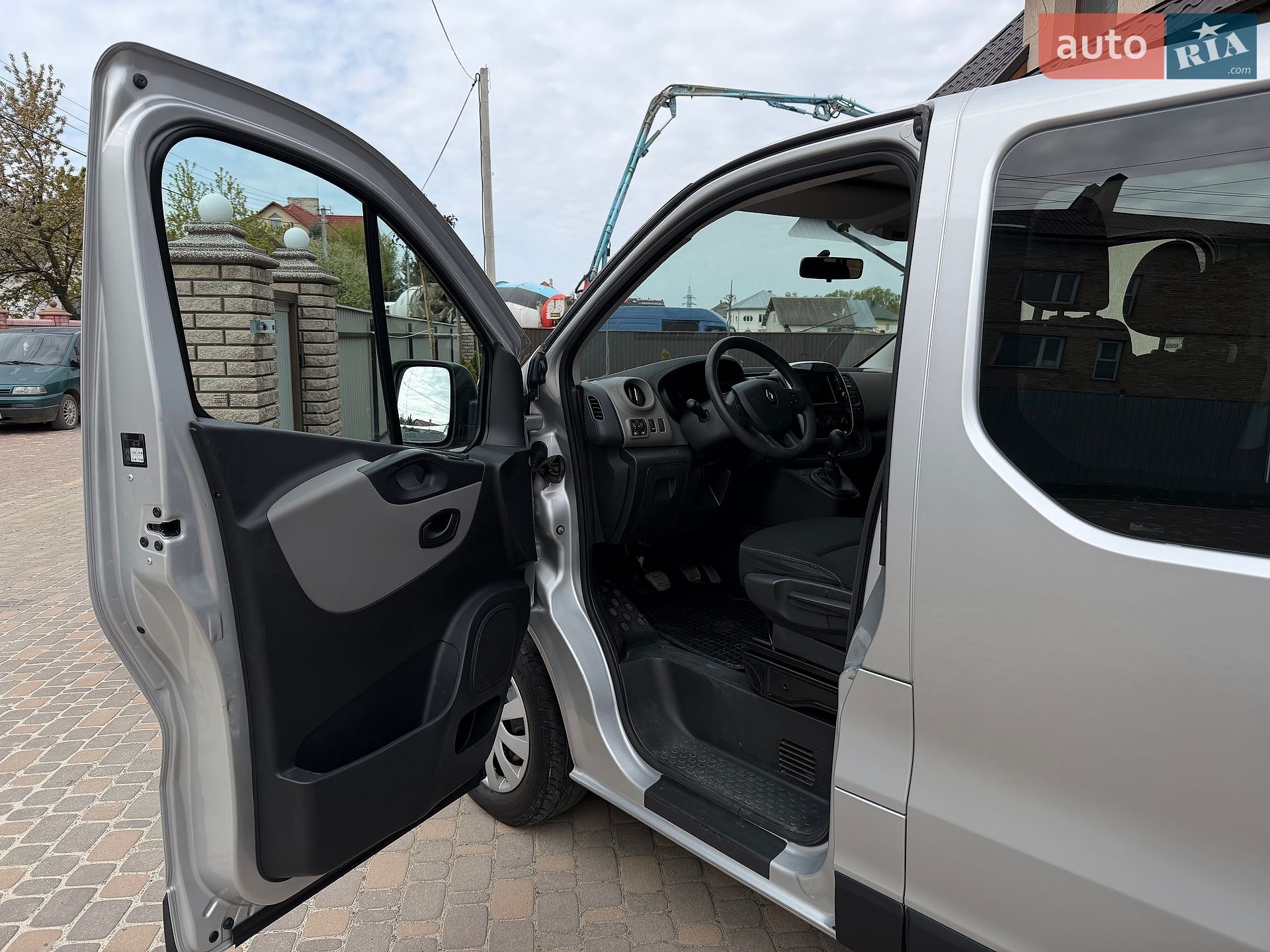 Renault Trafic 2017 VIN VF1JL000657032220 фото оголошення 20 з 47