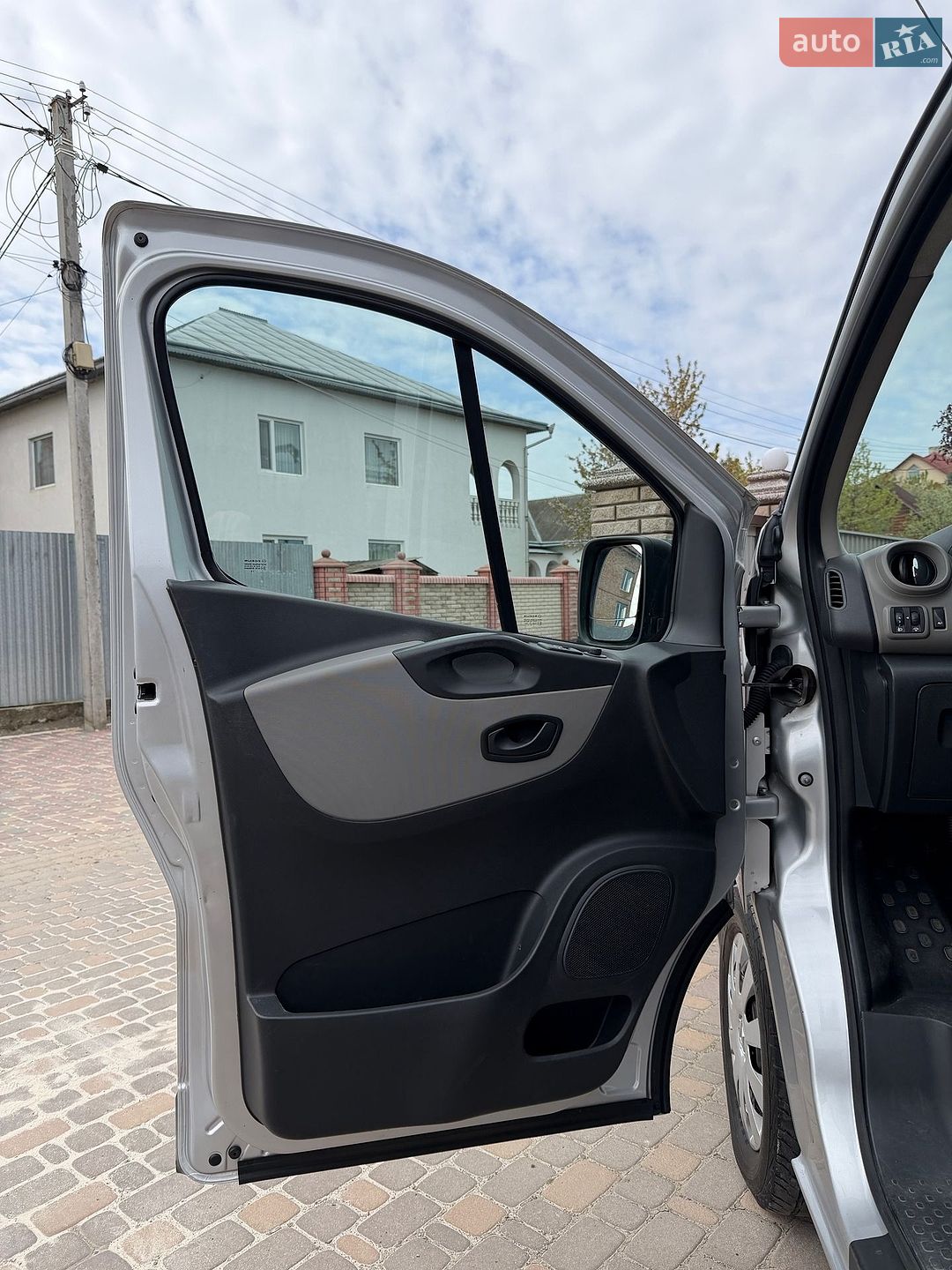 Renault Trafic 2017 VIN VF1JL000657032220 фото оголошення 21 з 47