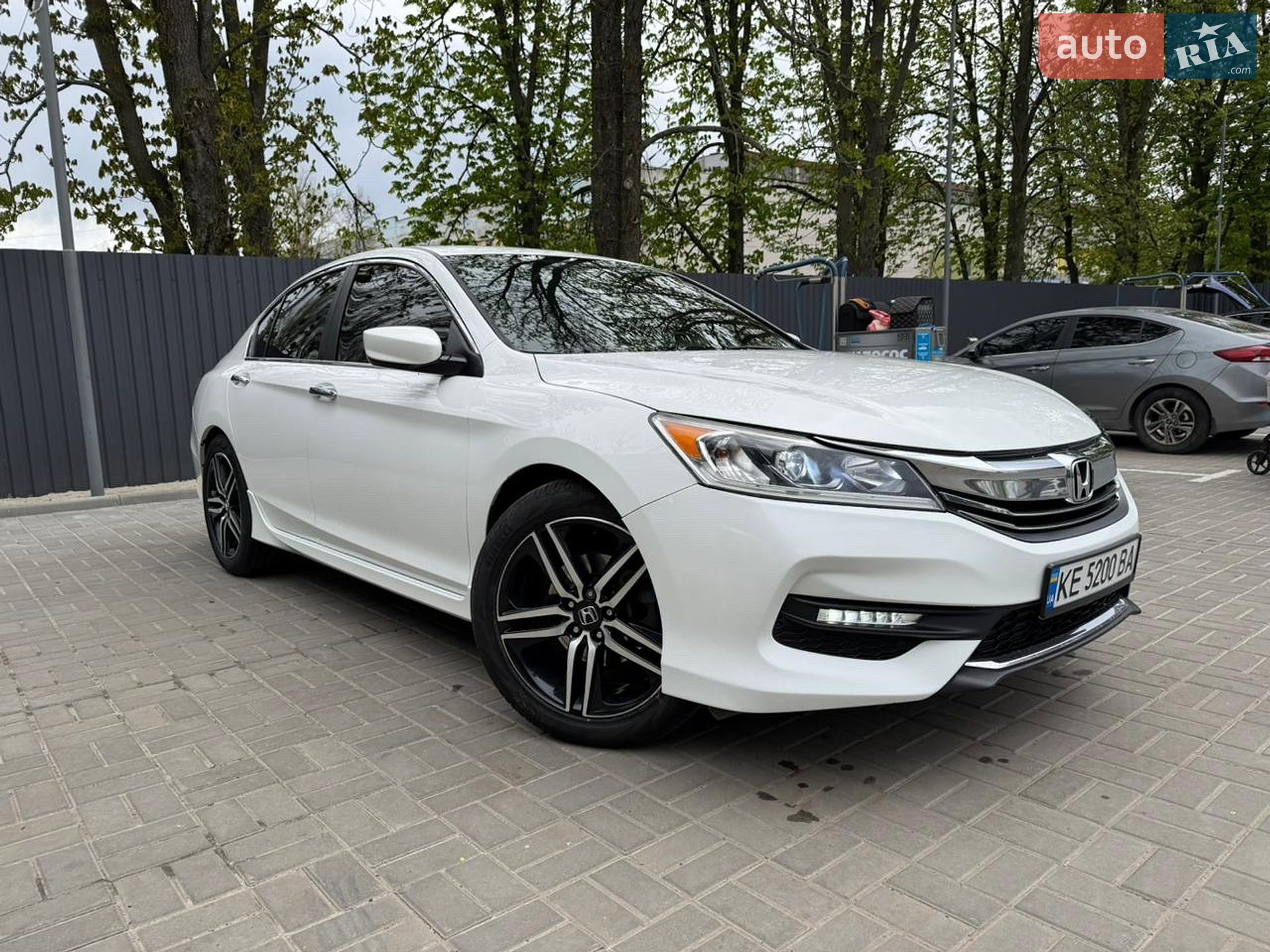 Honda Accord 2016 VIN 1HGCR2F53HA014645 фото оголошення 11 з 15