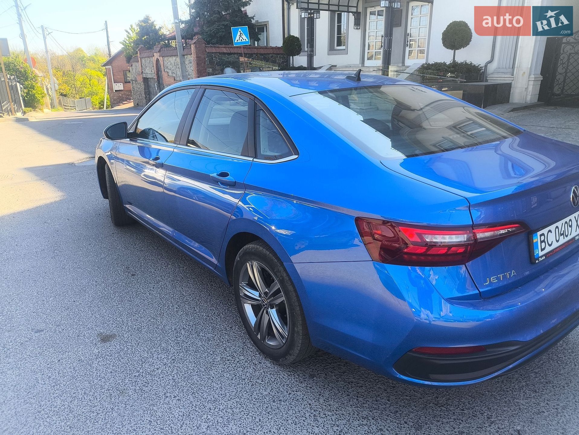 Volkswagen Jetta 2023 VIN 3VWEM7BU2RM005386 фото оголошення 12 з 38