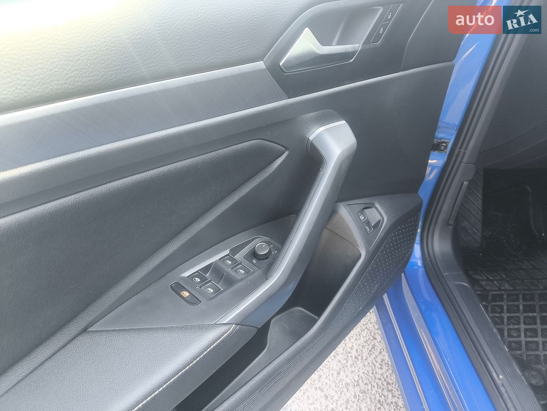 Volkswagen Jetta 2023 VIN 3VWEM7BU2RM005386 фото оголошення 28 з 38