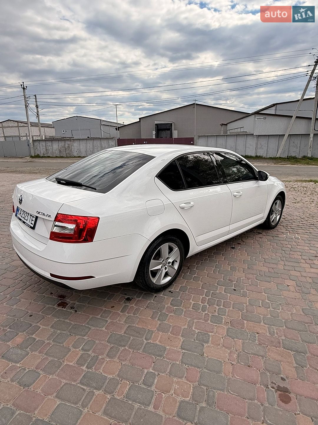 Skoda Octavia 2018 VIN TMBAG7NE4K0060928 фото оголошення 2 з 21