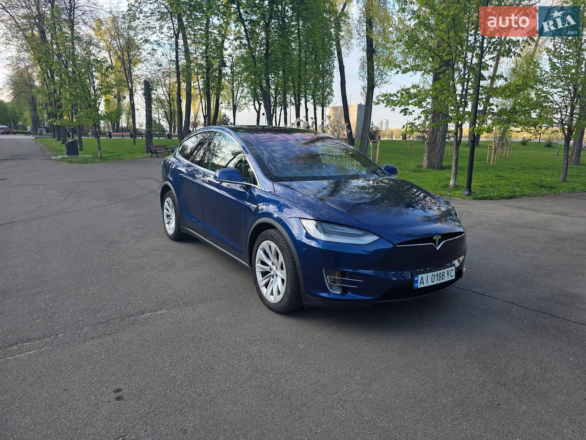 Tesla Model X 2020 VIN 5YJXCDE20LF248648 фото оголошення 5 з 13