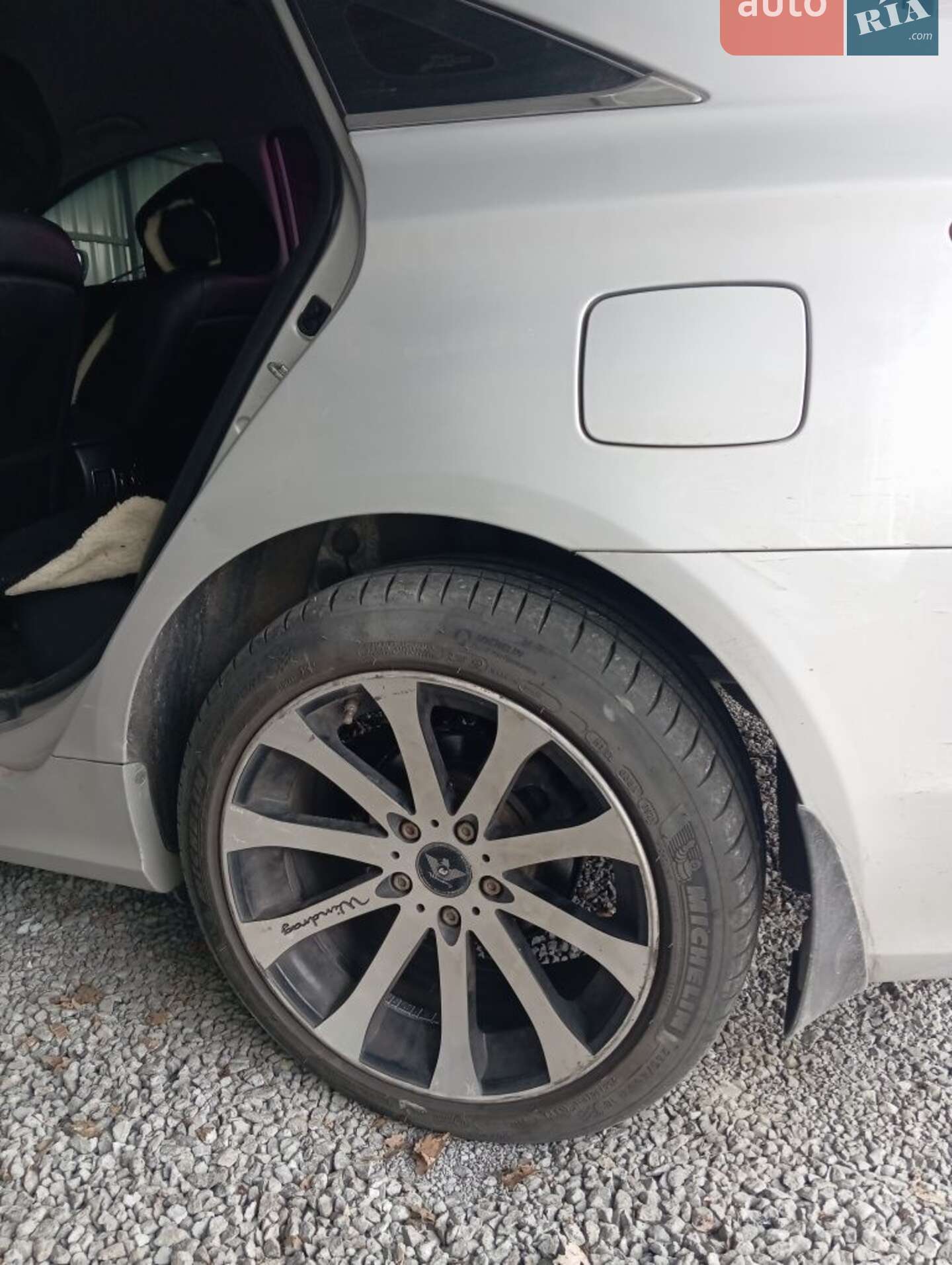 Hyundai Sonata 2015 VIN KMHEC41LBGA682028 фото оголошення 3 з 9