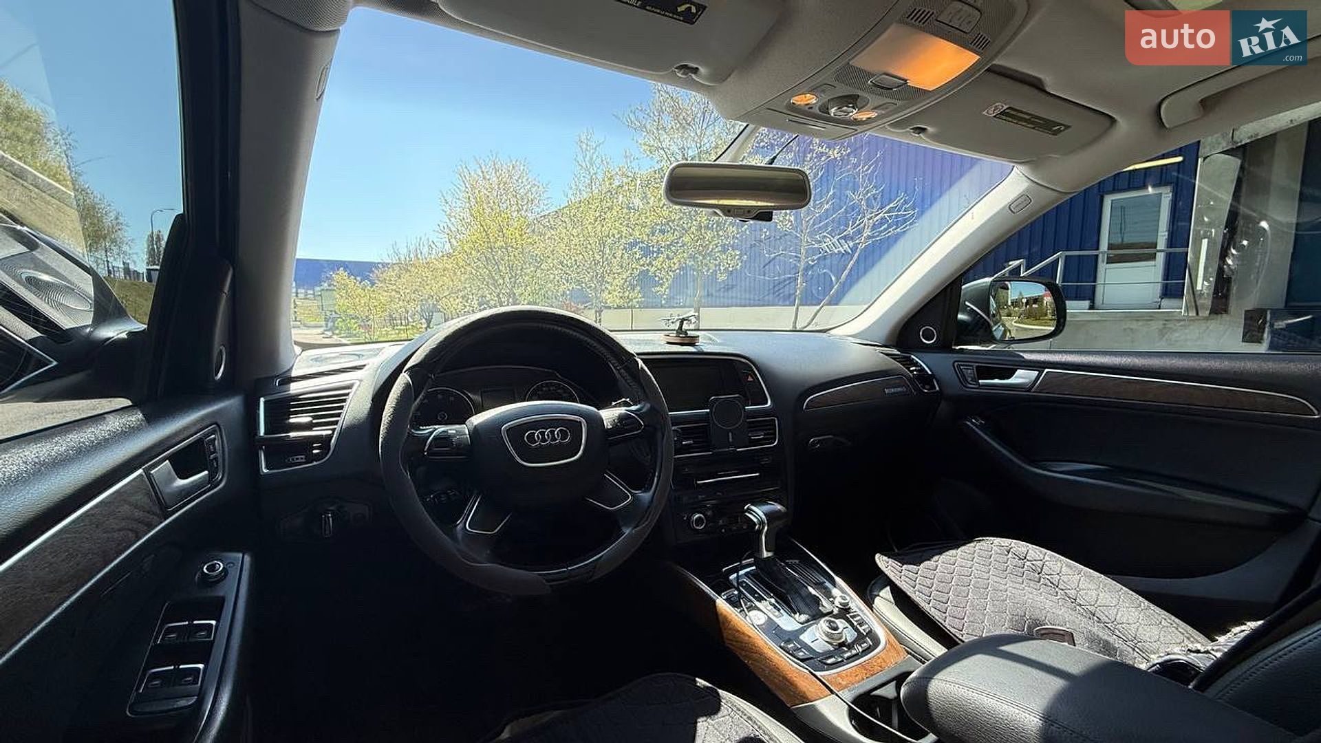 Audi Q5 2013 VIN WA1LFAFP9DA067146 фото оголошення 21 з 38