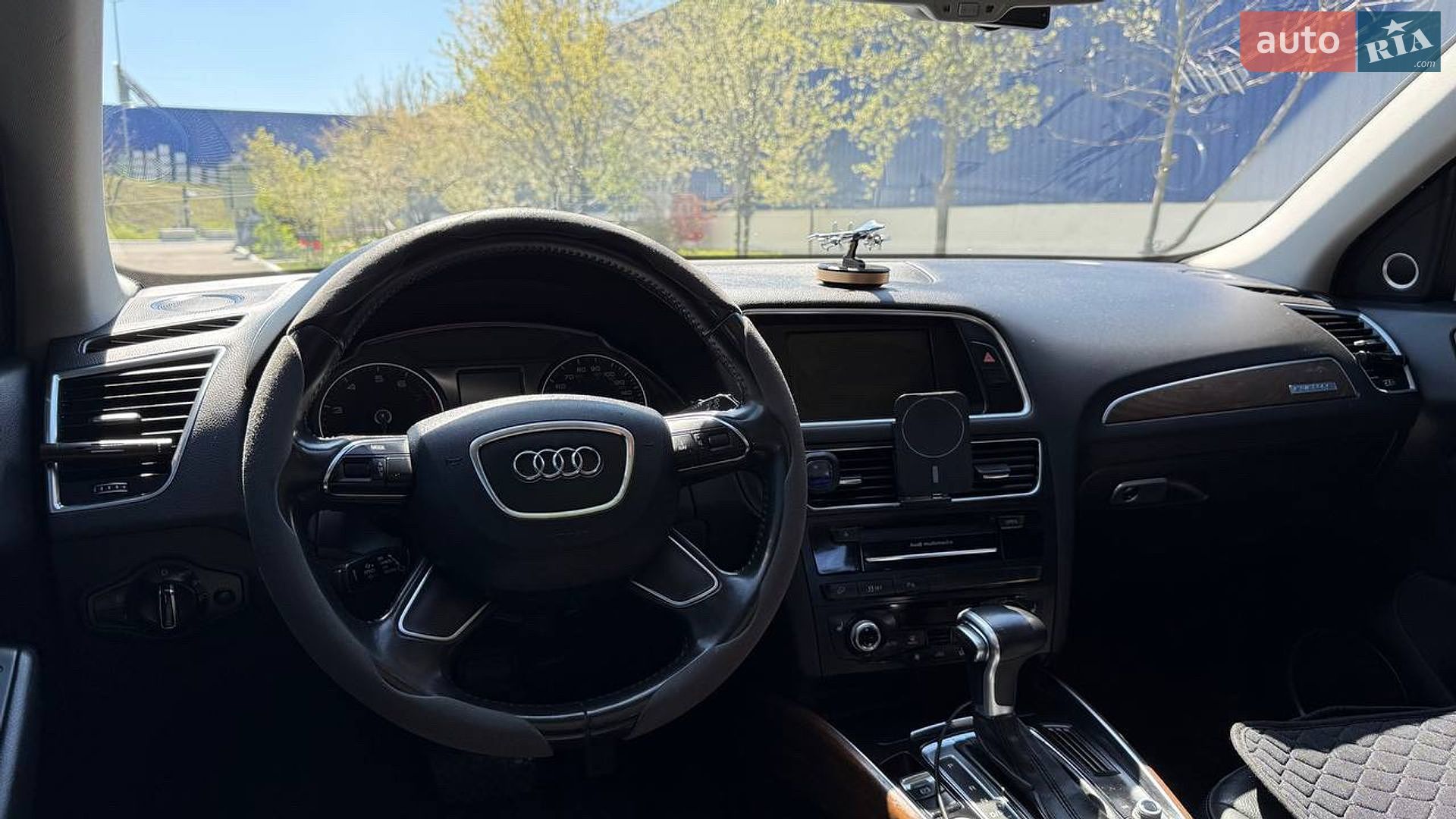 Audi Q5 2013 VIN WA1LFAFP9DA067146 фото оголошення 22 з 38