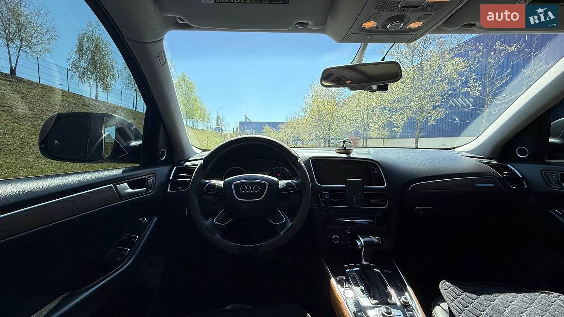 Audi Q5 2013 VIN WA1LFAFP9DA067146 фото оголошення 23 з 38